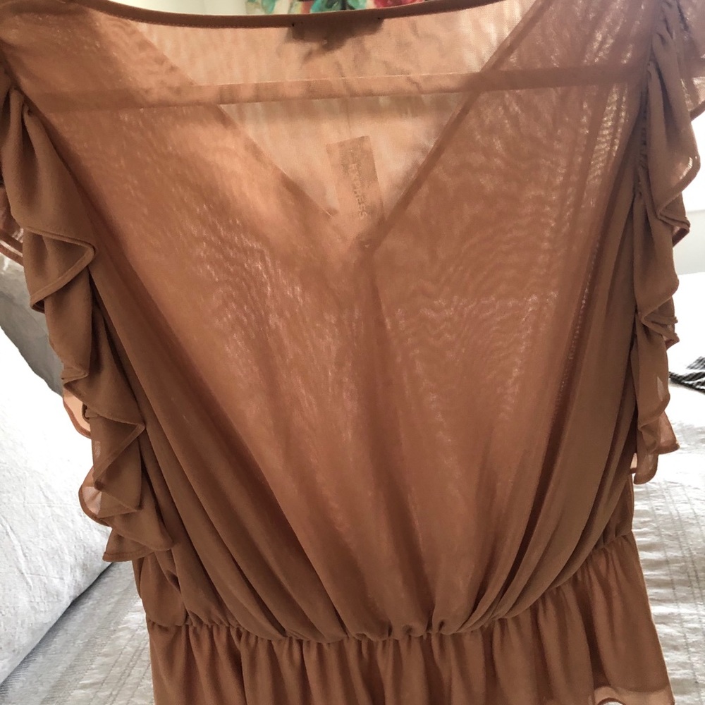 NWT Express Ruffle Blouse - Picture 2 of 5